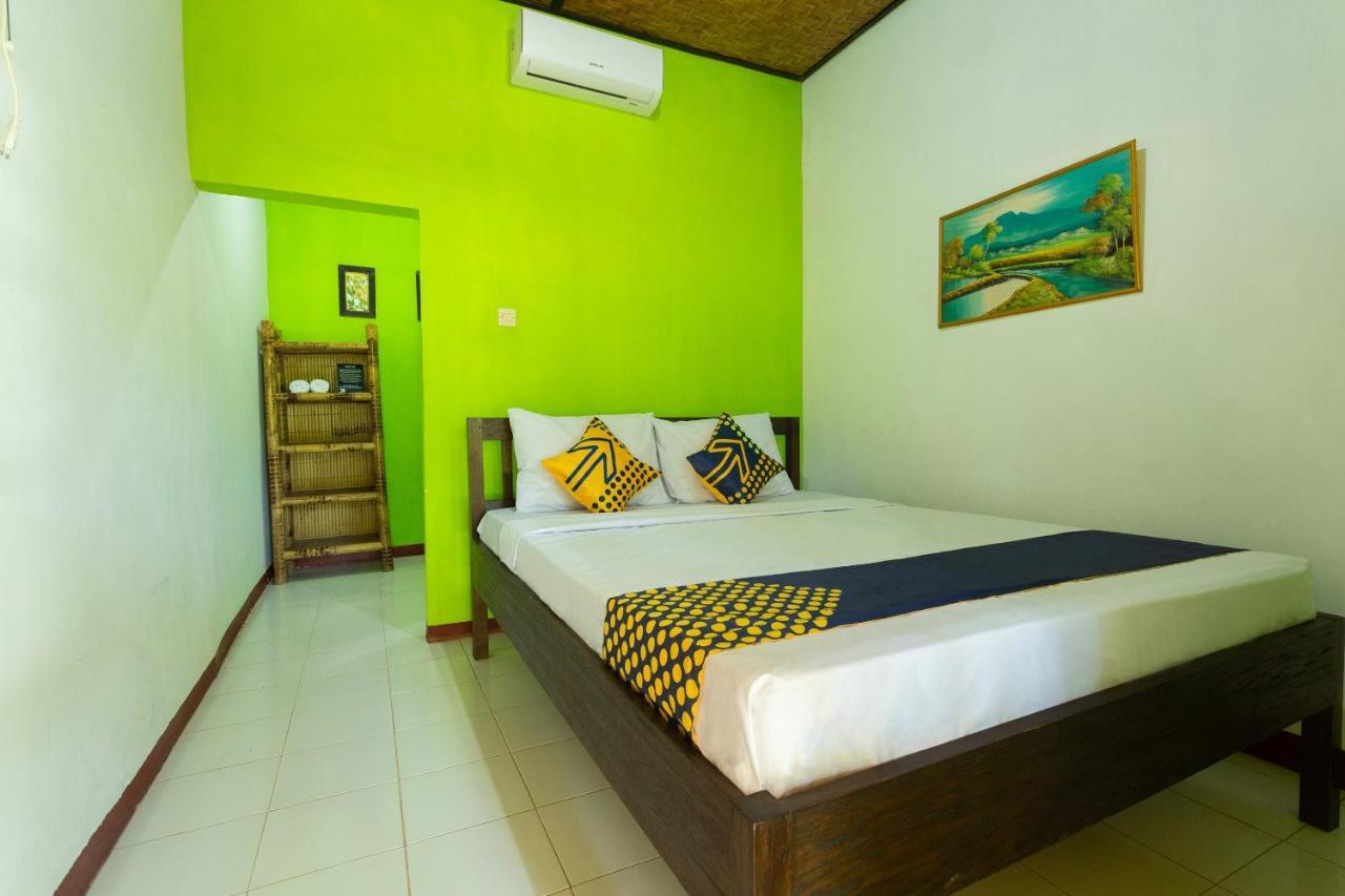 Spot On 1879 Lendang Homestay Mangsit Exterior photo