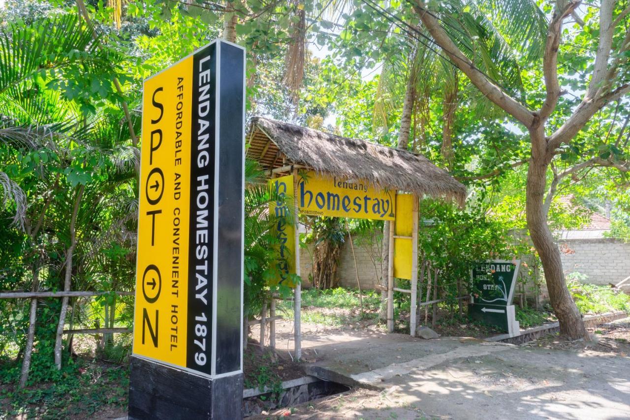 Spot On 1879 Lendang Homestay Mangsit Exterior photo