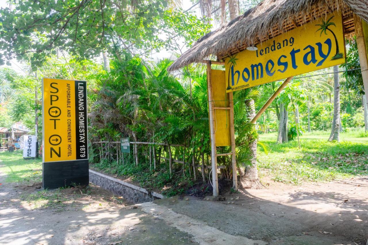 Spot On 1879 Lendang Homestay Mangsit Exterior photo