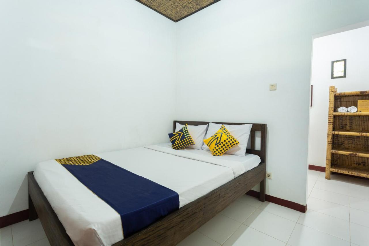 Spot On 1879 Lendang Homestay Mangsit Exterior photo